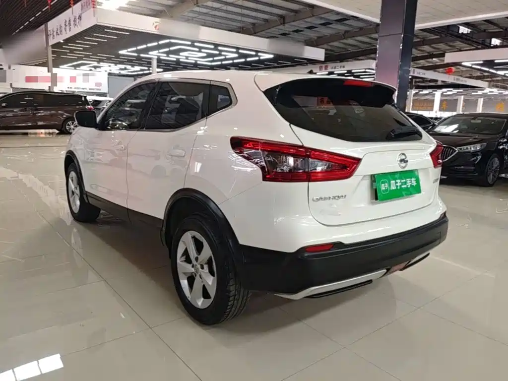 Nissan Qashqai — миниатюра 5