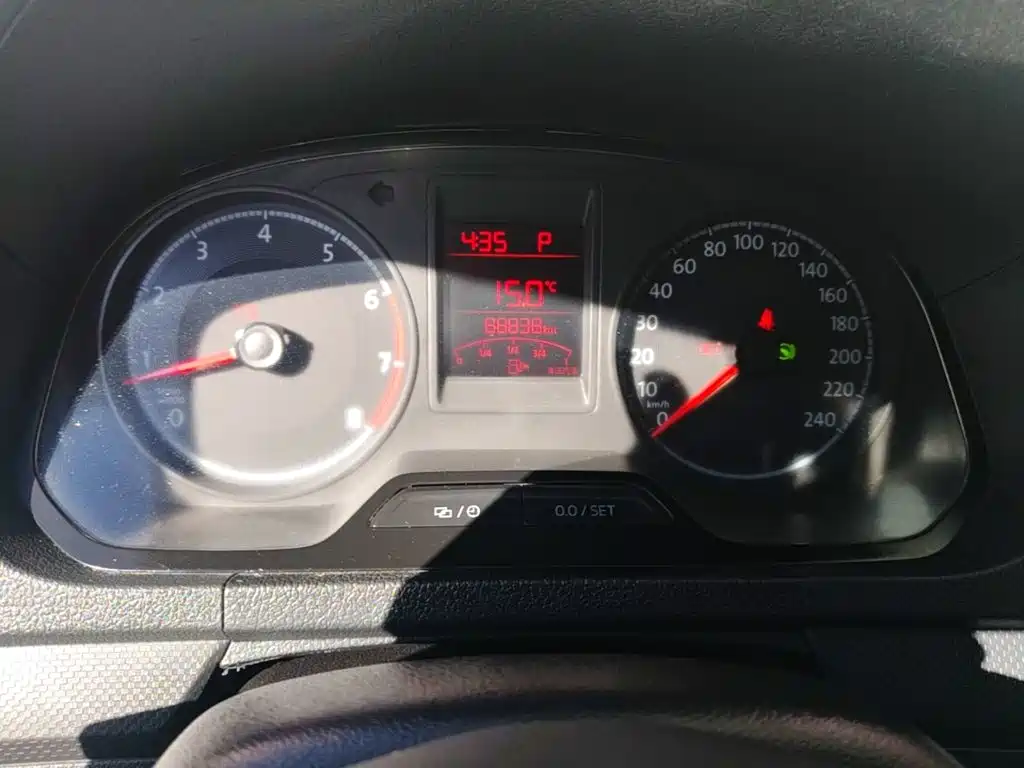 Volkswagen Jetta — миниатюра 12