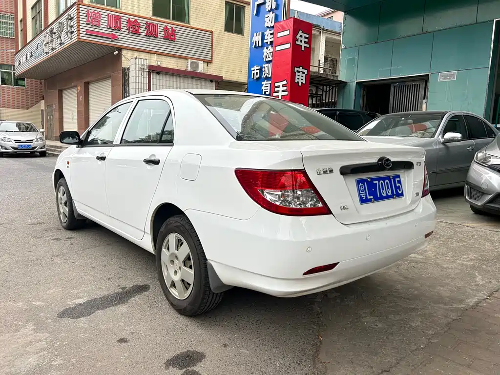 BYD F3