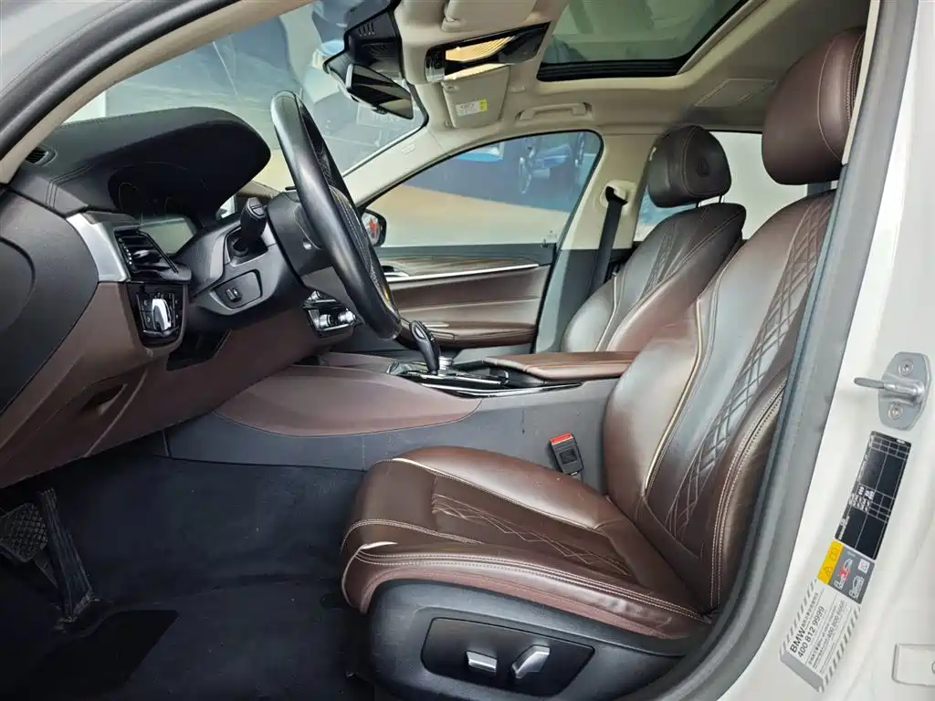 BMW 5 SERIES NEW ENERGY