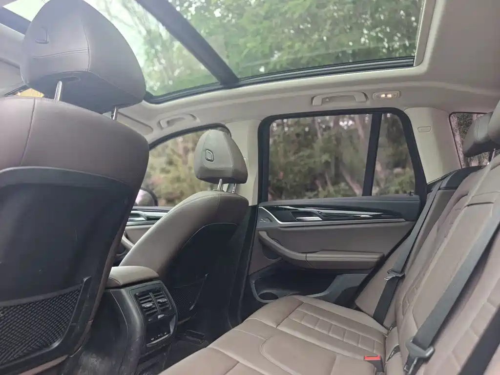 BMW X3 — миниатюра 5