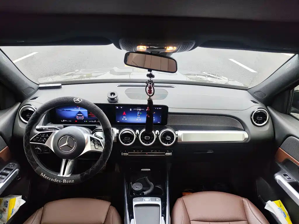 Mercedes-Benz GLB - фото 8