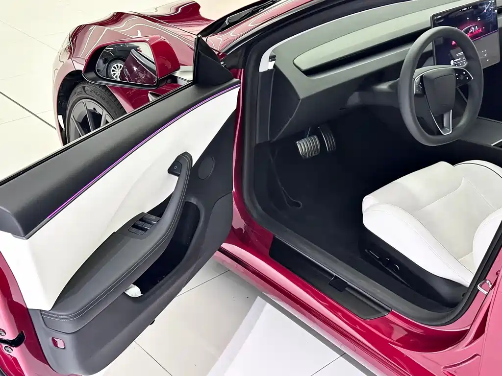 Tesla Model 3 — фотографии объявления, Фото 22