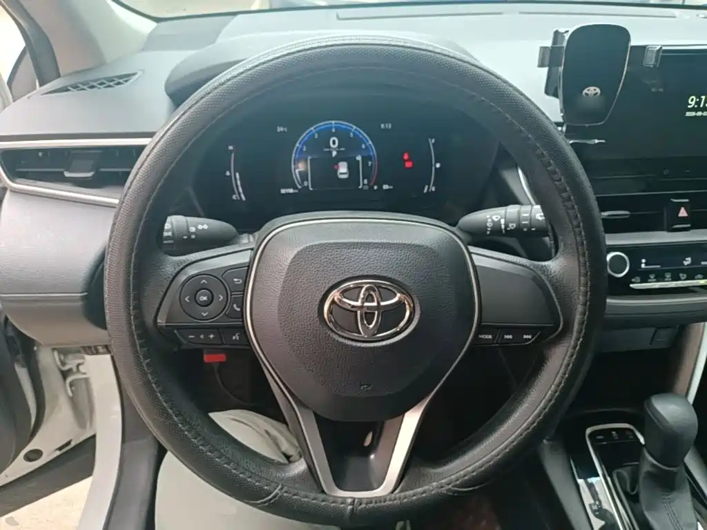 Toyota Frontlander — миниатюра 11