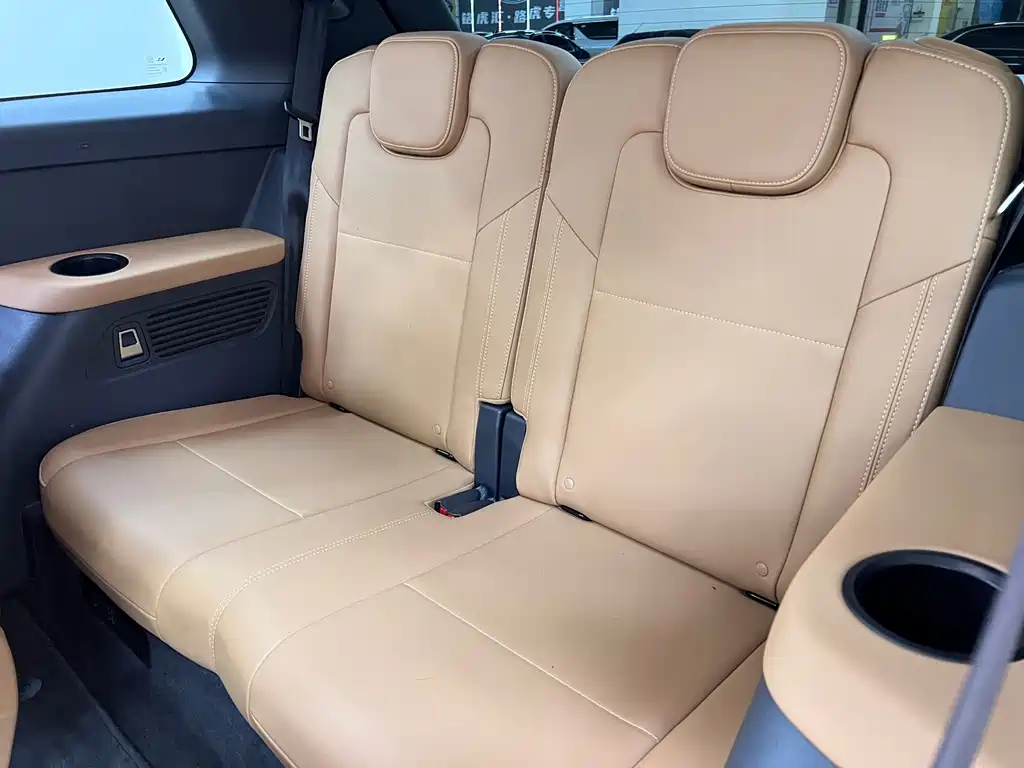 Li Auto Li ONE — миниатюра 18