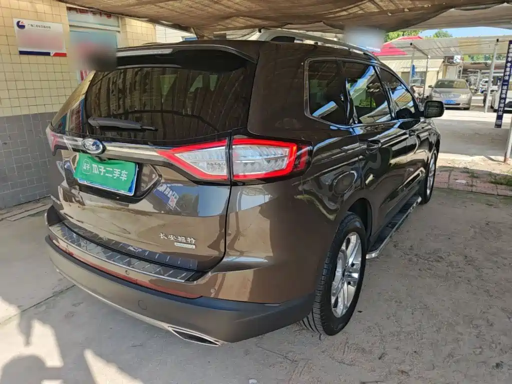 Ford Edge — миниатюра 7