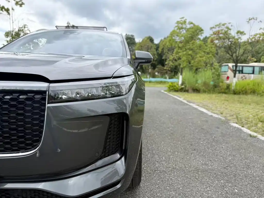 Li Auto Li ONE — миниатюра 10