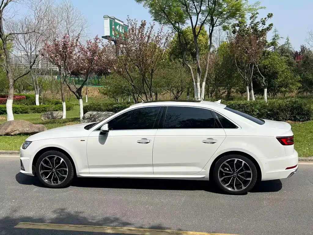 Audi A4L — миниатюра 8