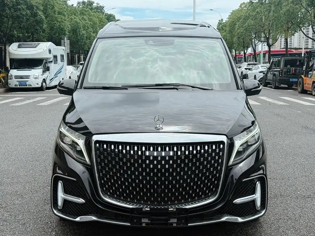 Mercedes-Benz V-Class V 2021 V 260 L Luxury