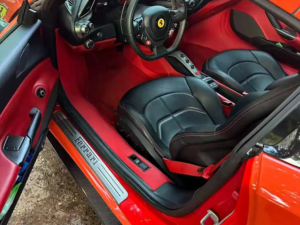 Ferrari 488 — миниатюра 3