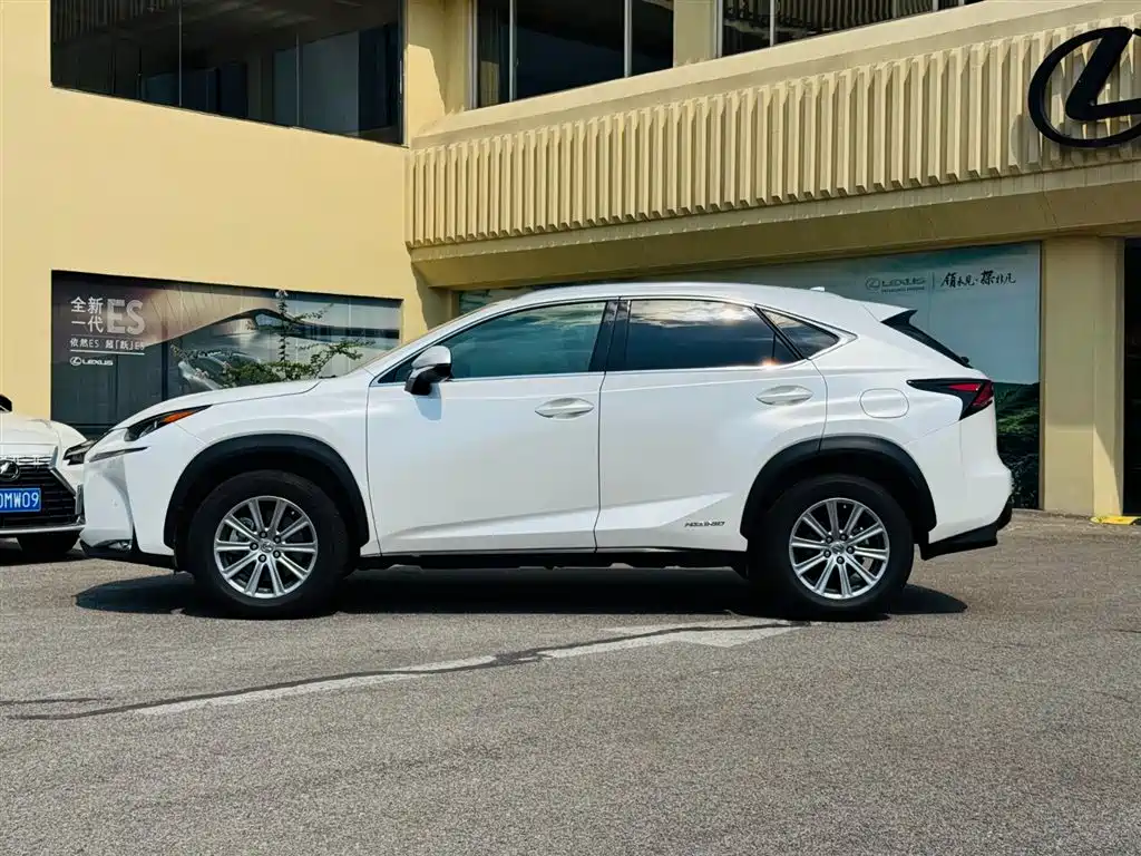 Lexus NX — миниатюра 2