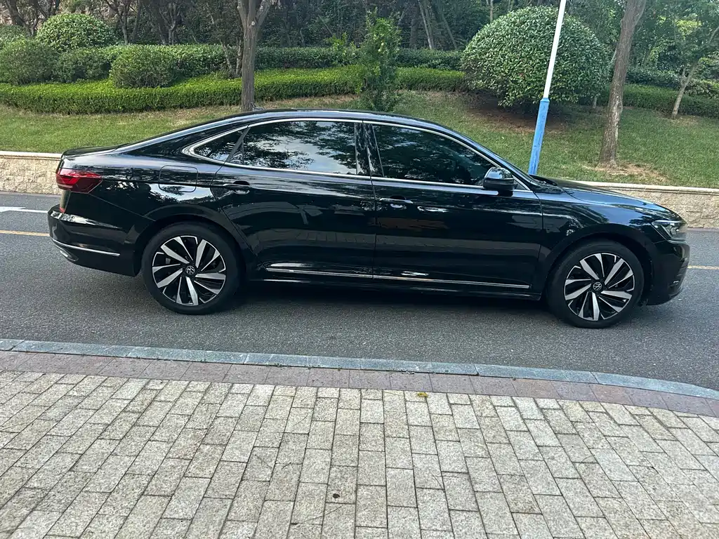 Volkswagen Passat — миниатюра 7