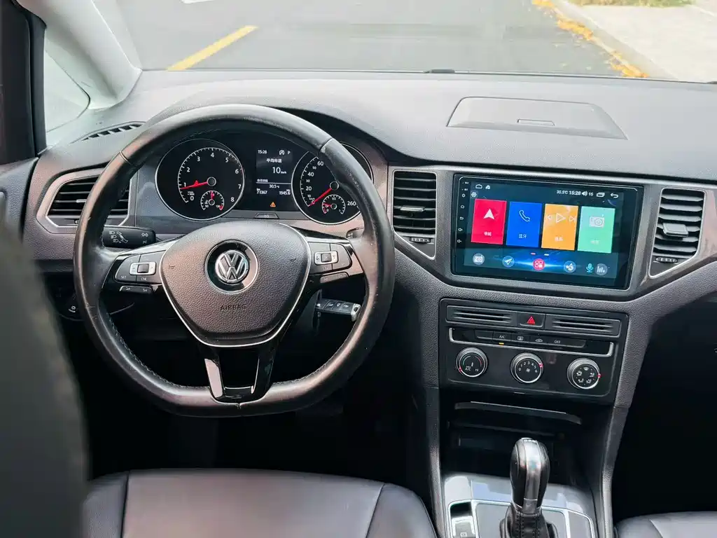 Volkswagen Golf Sportsvan — миниатюра 5