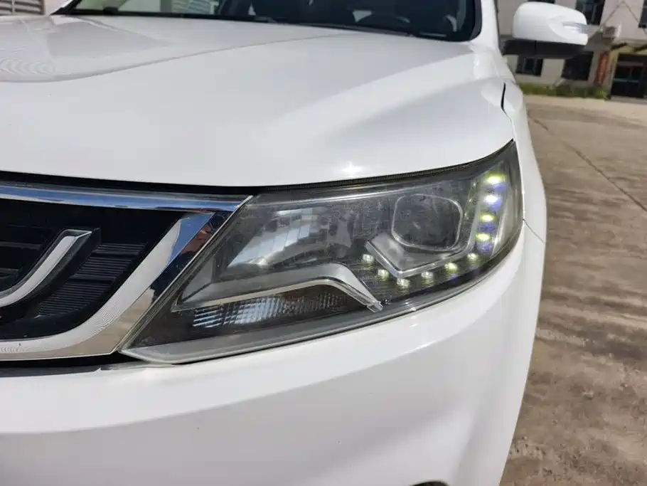 Geely Vision X6 — миниатюра 5