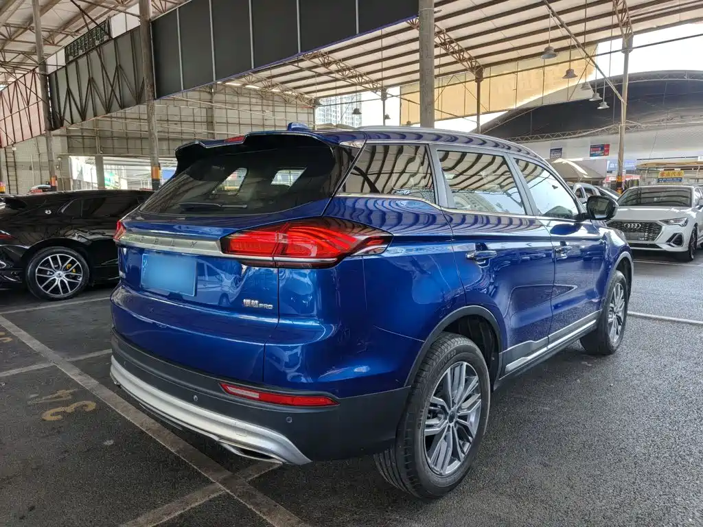 Geely Boyue — миниатюра 7