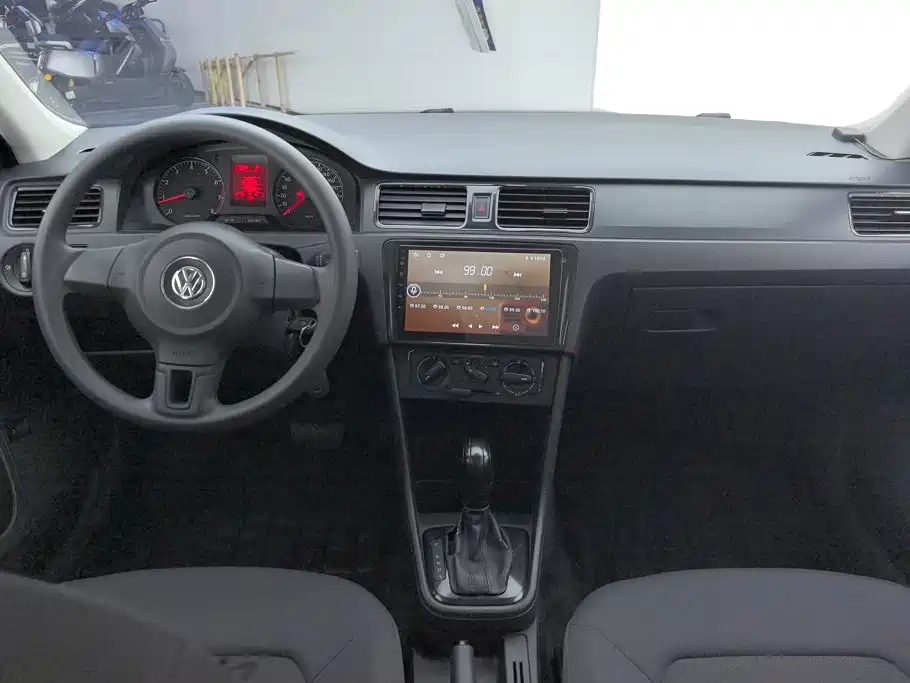 Volkswagen Santana — миниатюра 12