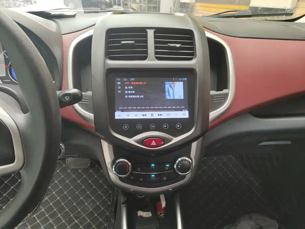 Changan BenBen — миниатюра 13