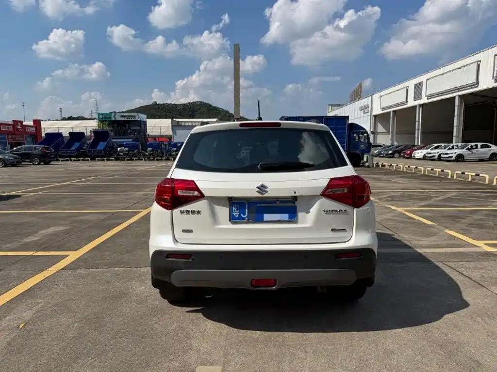 Suzuki Vitara — миниатюра 8