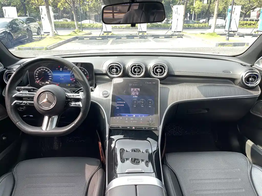 Mercedes-Benz C-Class — миниатюра 15