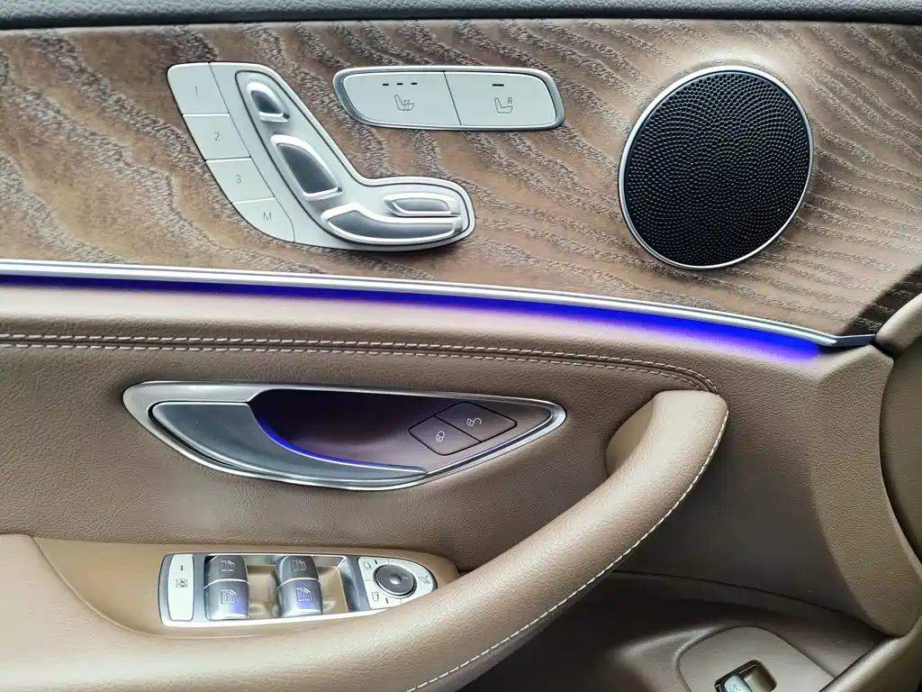 Mercedes-Benz E-Class E 2023 E 300 L Fashion