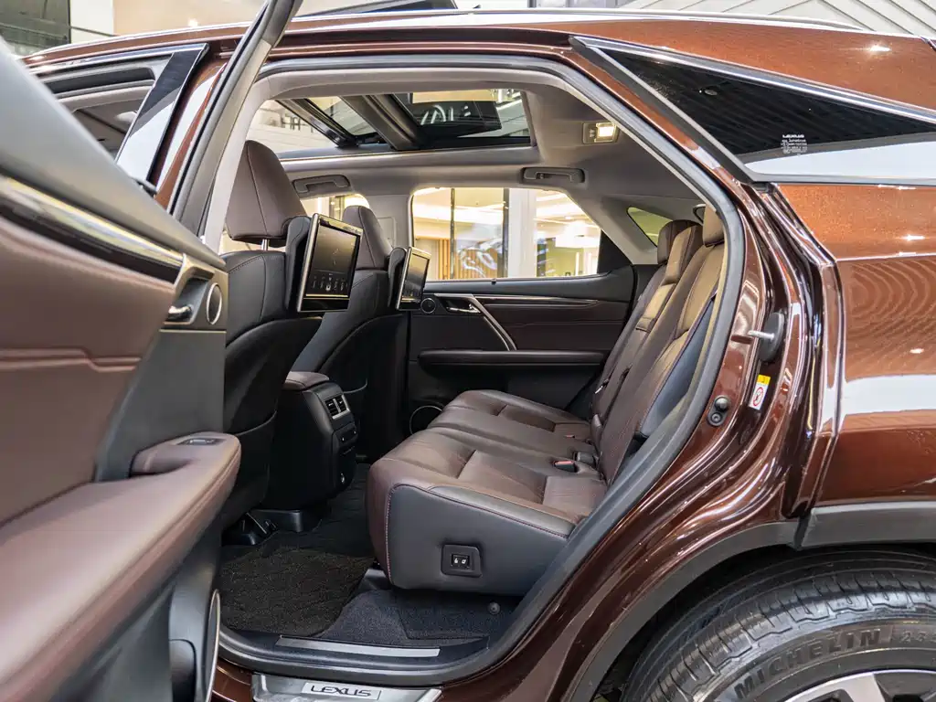 Lexus RX — миниатюра 10