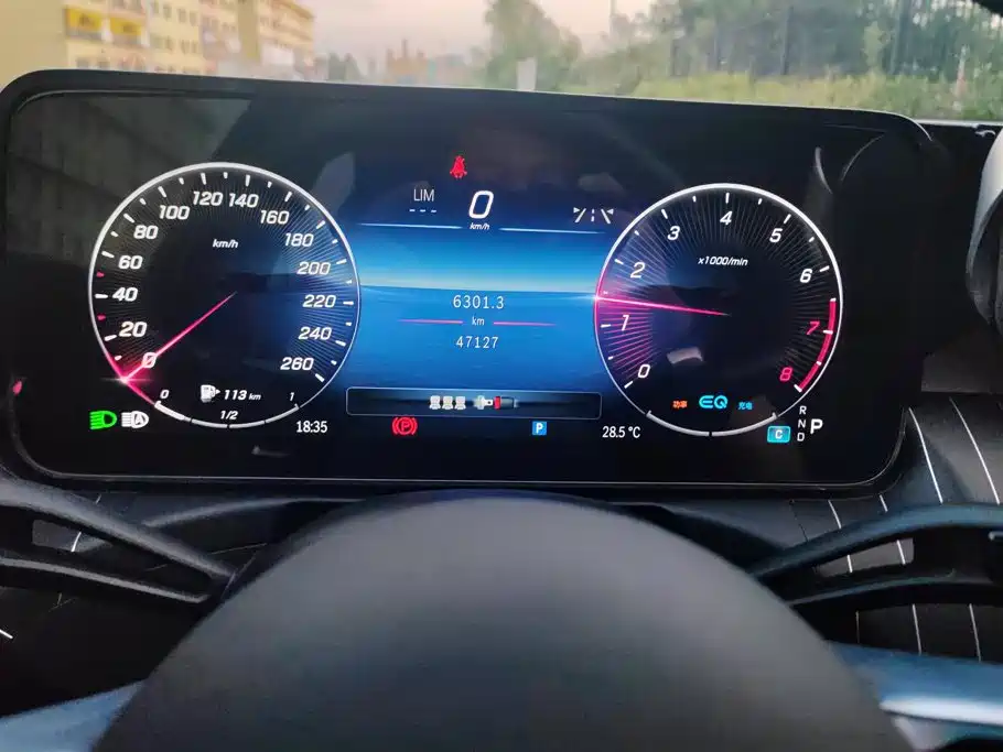 Mercedes-Benz C-Class — миниатюра 14