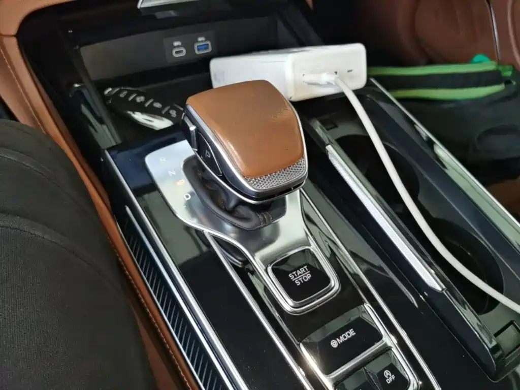 Hongqi Hongqi H9 — миниатюра 14