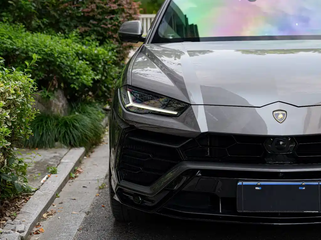Lamborghini Urus — миниатюра 4