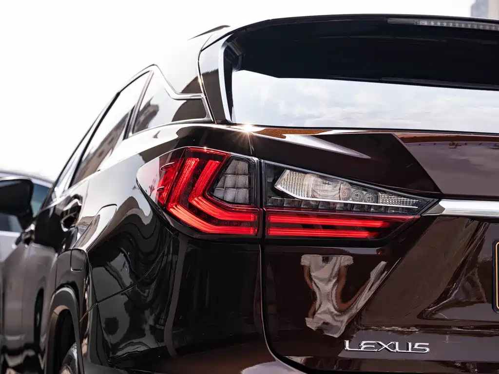 Lexus RX — миниатюра 7