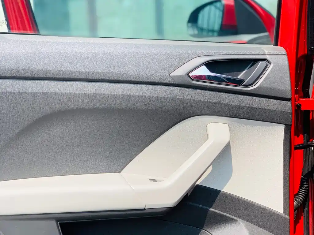 Volkswagen T-Cross — миниатюра 11
