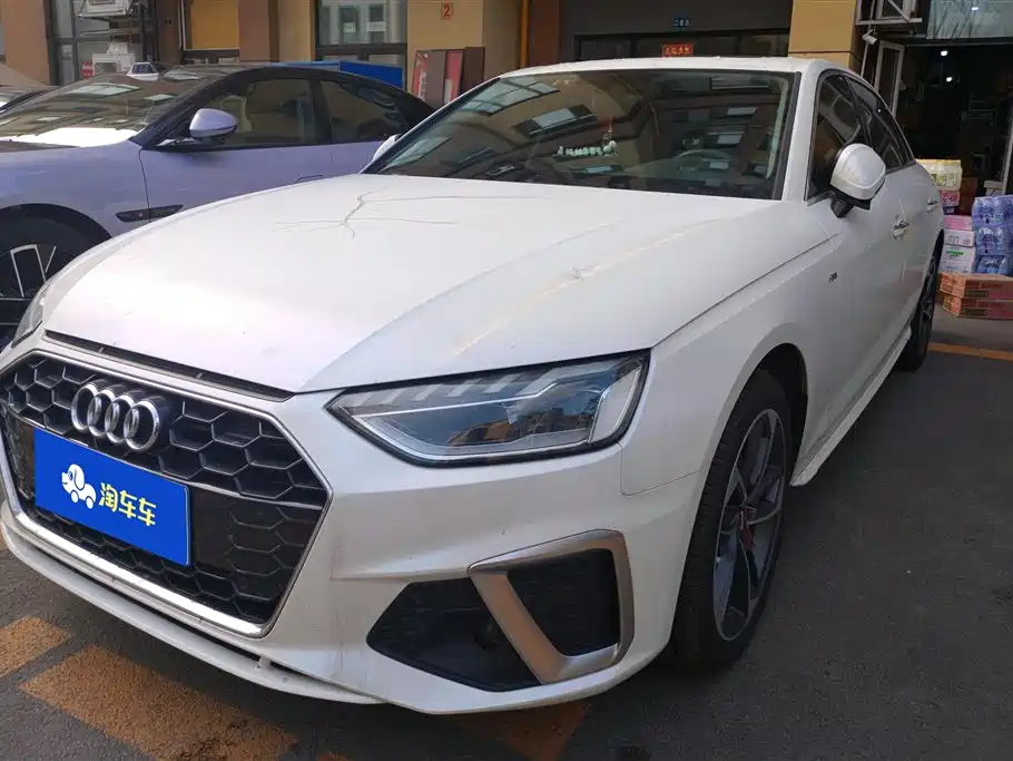 Audi A4L 2022
