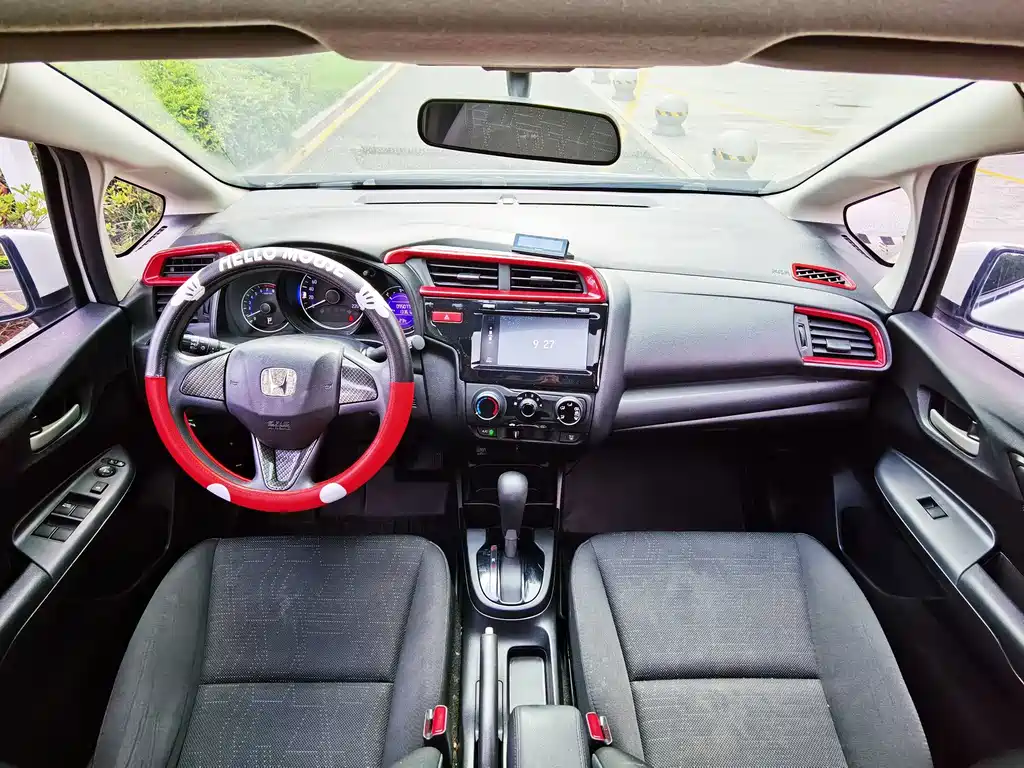 Honda Fit — миниатюра 12