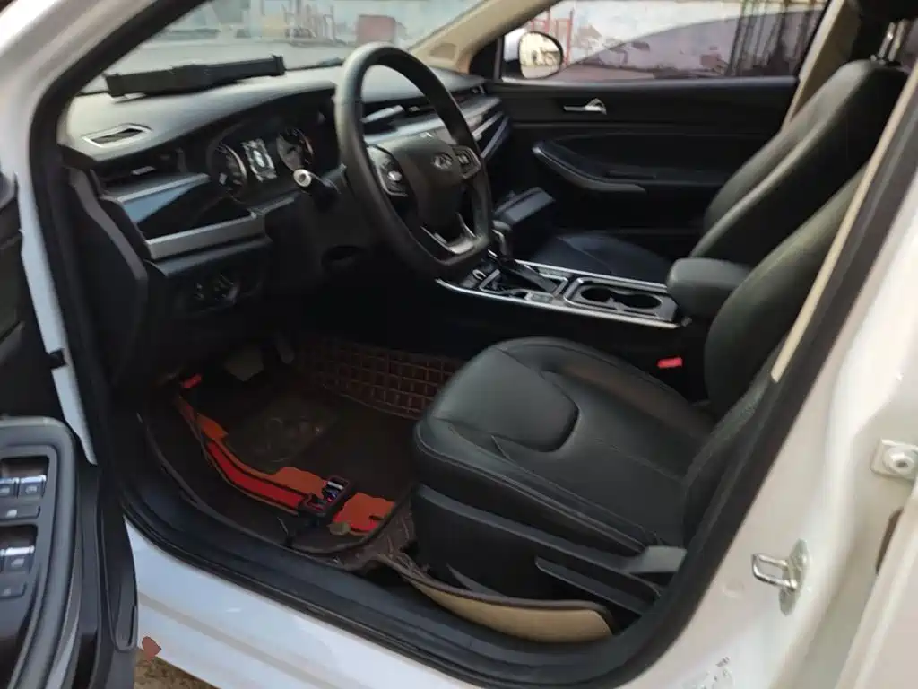 Chery Arrizo 5 — миниатюра 15