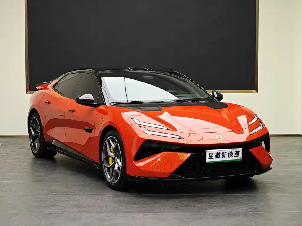 LOTUS SPORTS CAR EMEYA FLOWERS