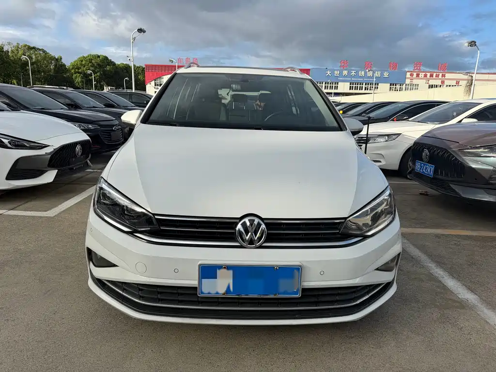 Volkswagen Golf Sportsvan — миниатюра 2
