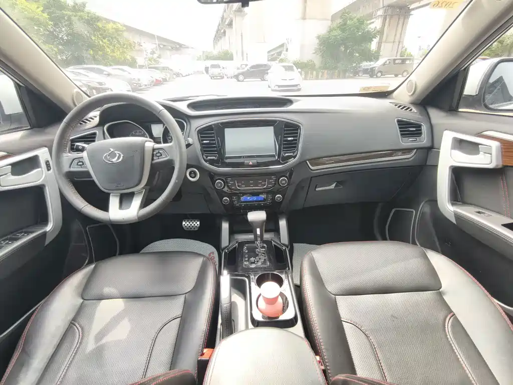 Geely GX7 — миниатюра 7