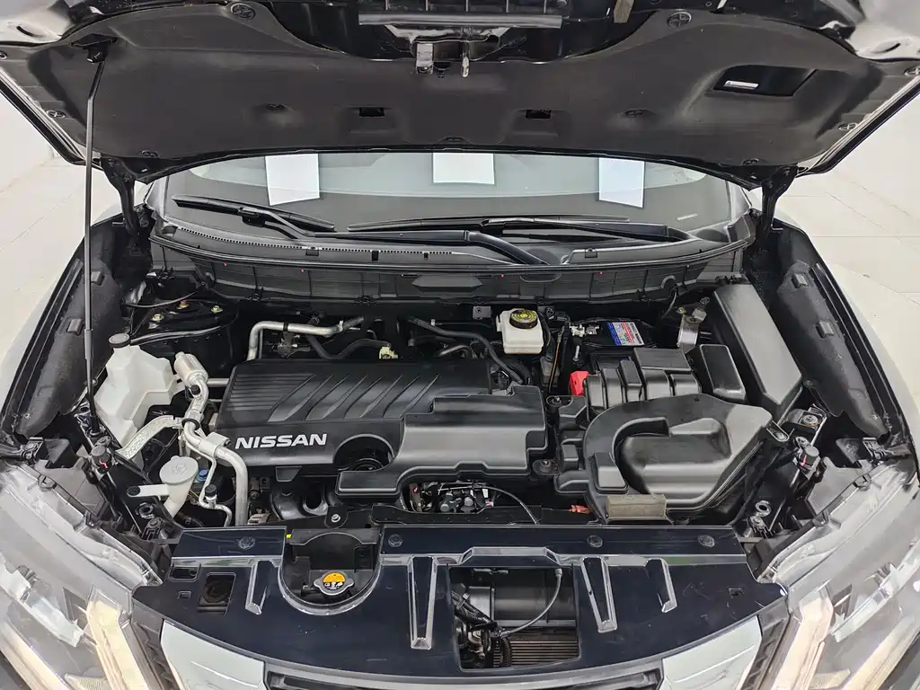 Nissan X-Trail — миниатюра 17