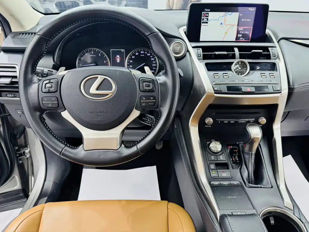 Lexus NX 2020 200 V