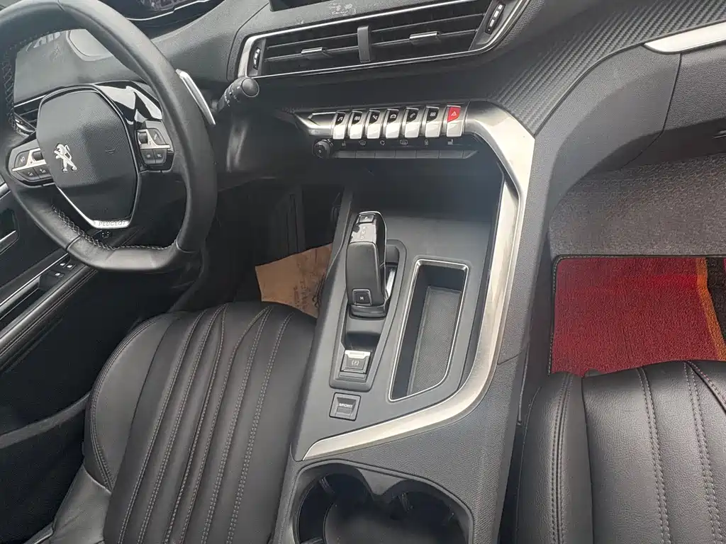 Peugeot 5008 — миниатюра 8