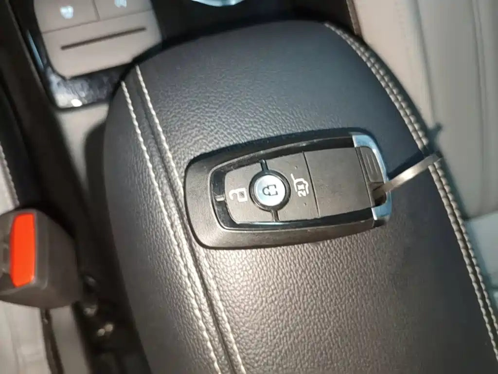 Ford Escape — миниатюра 9