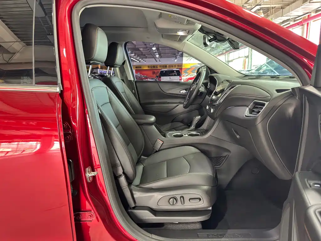 Chevrolet Equinox — миниатюра 10