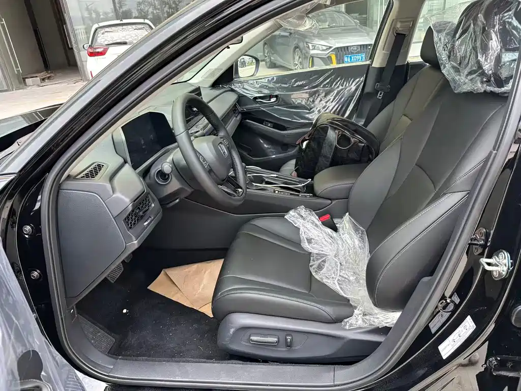 Honda Accord — миниатюра 6
