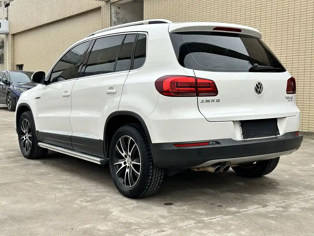 Volkswagen Tiguan 2016 330TSI AT Luxury