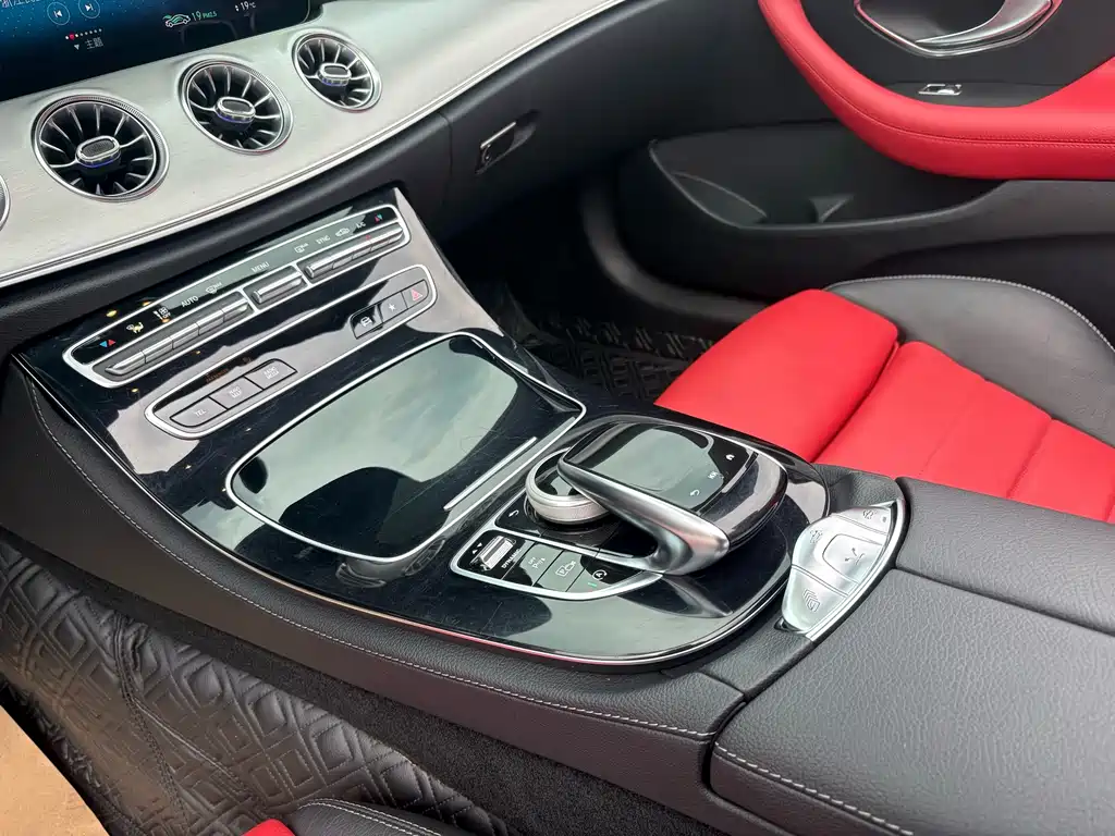 Mercedes-Benz E-Class (Import) — миниатюра 11