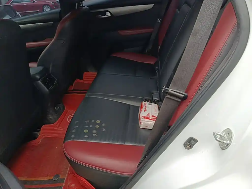 Kia Sportage — миниатюра 17