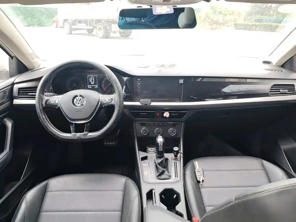 Volkswagen Lavida — миниатюра 10