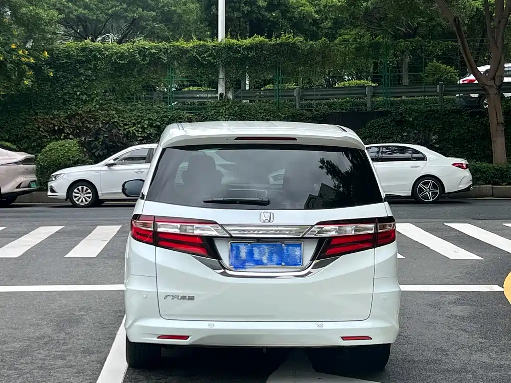 Honda Odyssey — миниатюра 8