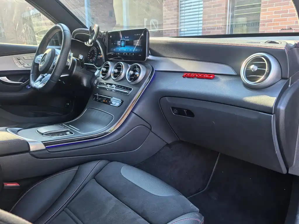 Mercedes-Benz GLC AMG — миниатюра 22