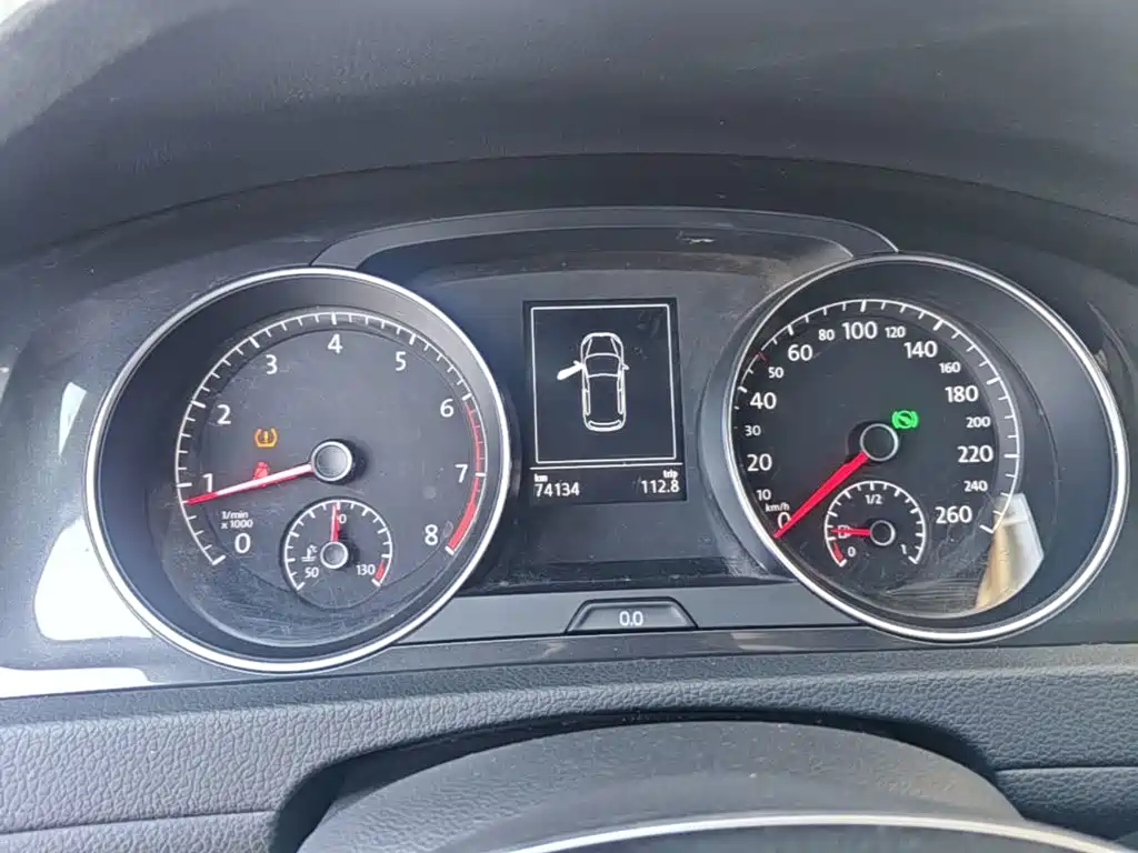 Volkswagen Golf — миниатюра 12
