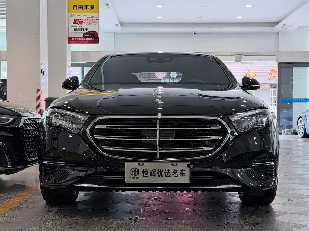 Mercedes-Benz E-Class — миниатюра 2